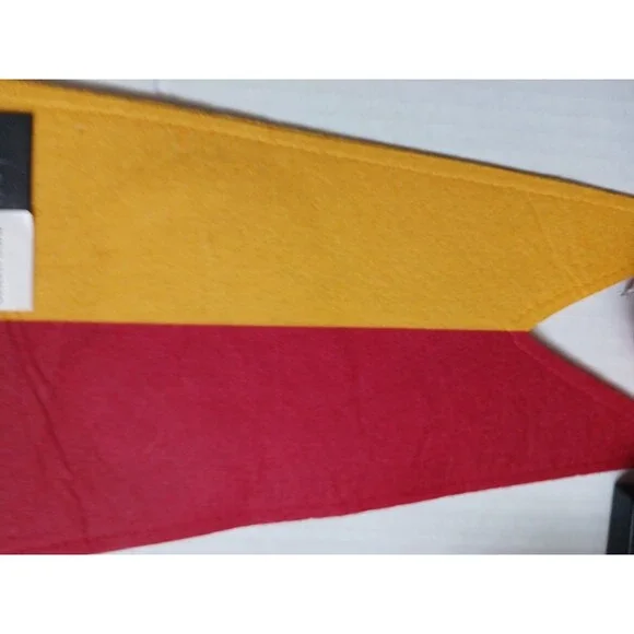 Harry Potter Lot Of 8 Miscellaneous Items Gryffindor Banner-flag, Slytherin Etc